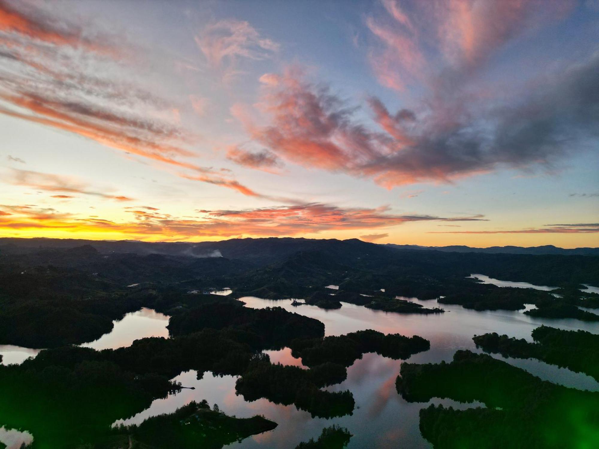 Levit Glamping - Hotel Guatape Penol (Adults Only) エクステリア 写真